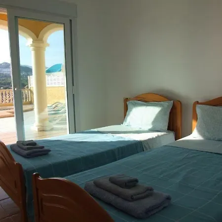 4-bedroom Mikaela With The Swimming Pool In ヴィラ カルプ