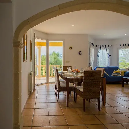 4-bedroom Mikaela With The Swimming Pool In ヴィラ